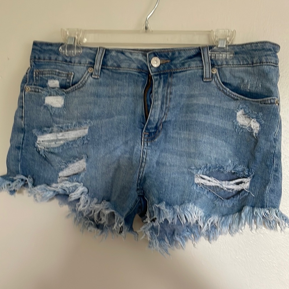 Light wash, high rise, distressed jean shorts